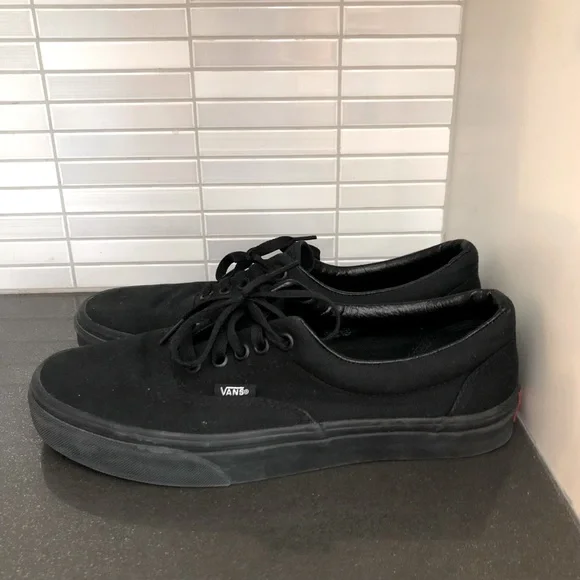 all black lace up vans